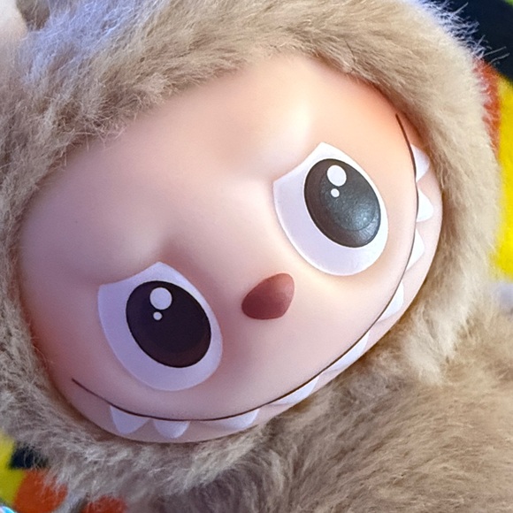 “B”
NEW Labubu The Monsters Pin for Love Series Vinyl Plush Pendant. Letter - Picture 6 of 10